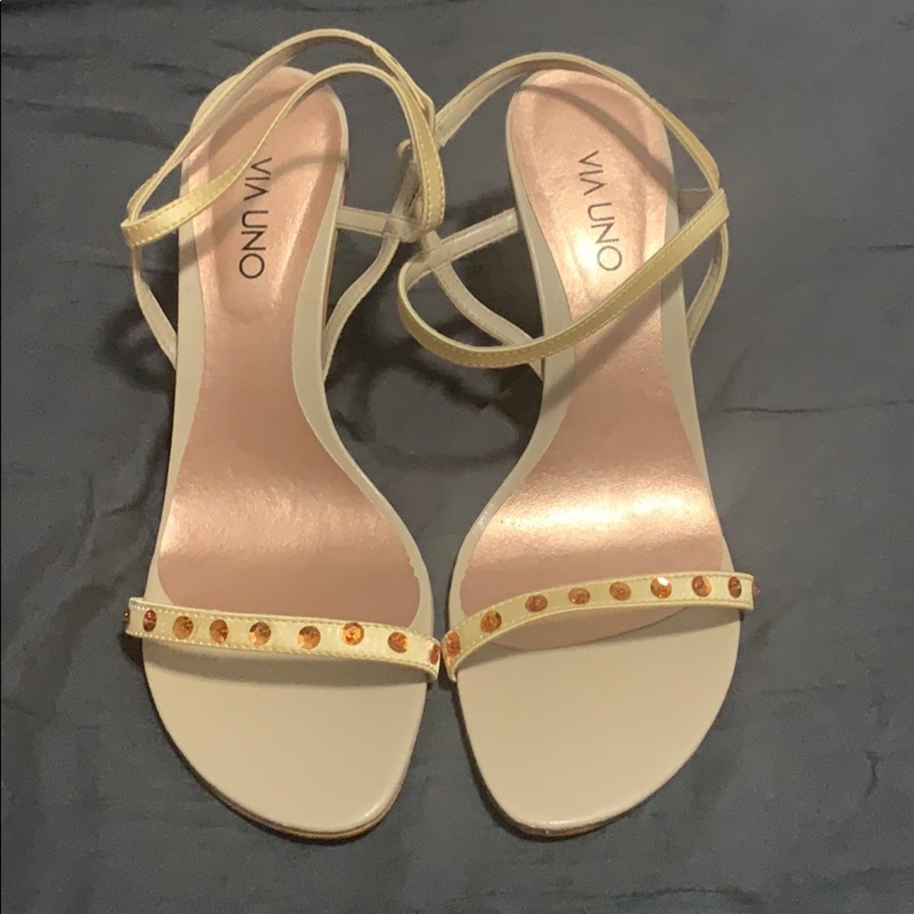 Strappy nude heels size 8